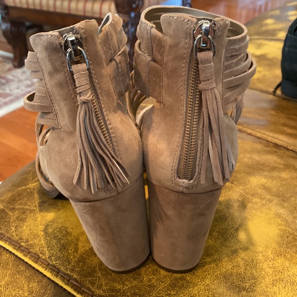 Jessica Simpson JS-Reilynn taupe suede heeled sandals - Picture 4 of 5